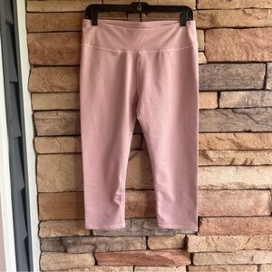 Fabletics rose pink cropped Leggings New Large